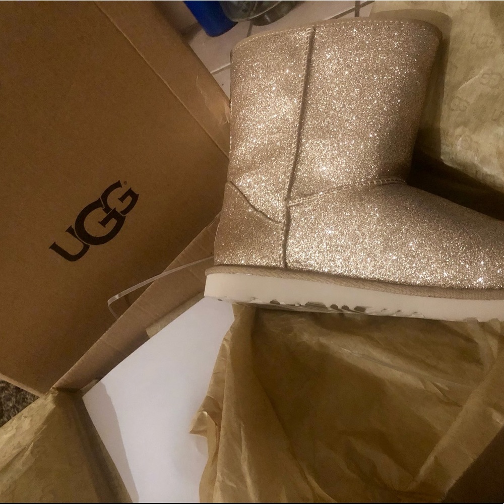 Kids classic short glitter UGG